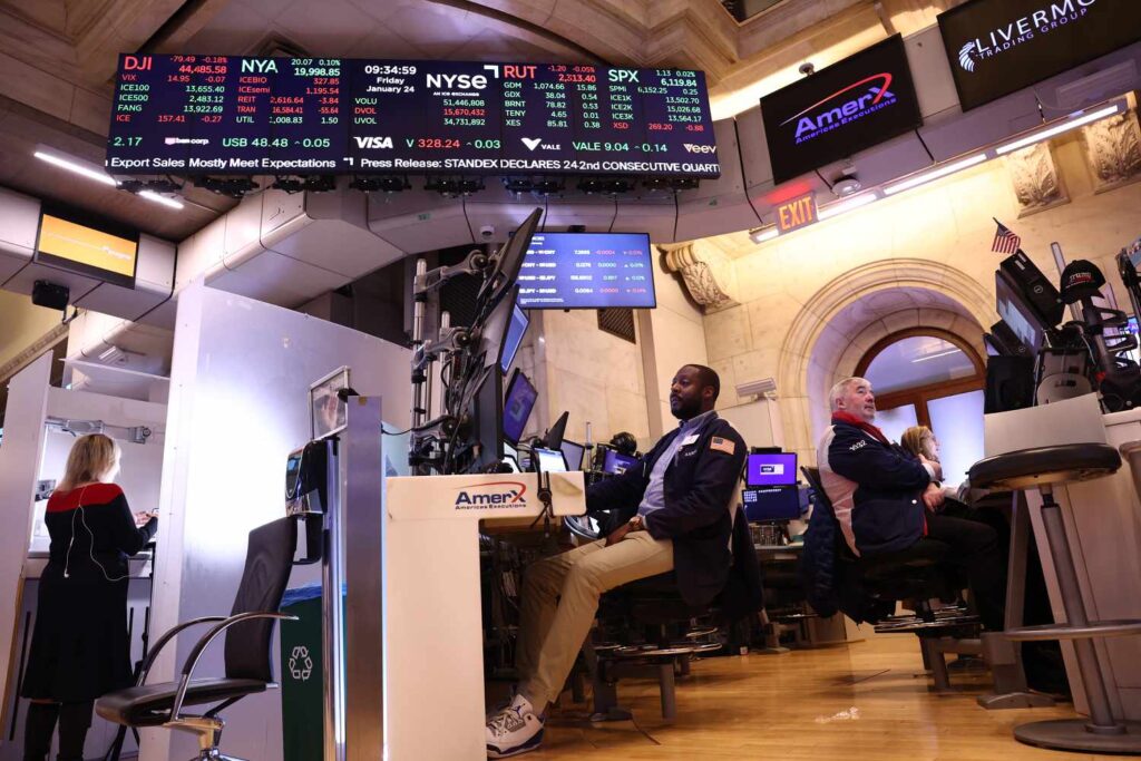 AI Stocks Plunge as DeepSeek Model Gains Traction
