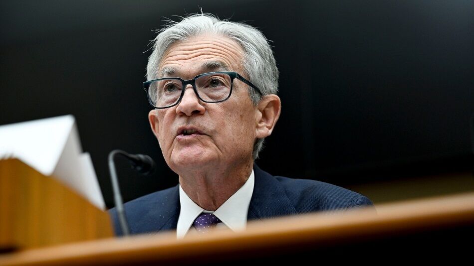 Stocks Up on PCE Bets as Tariff Talks Sink Dollar: Markets Wrap