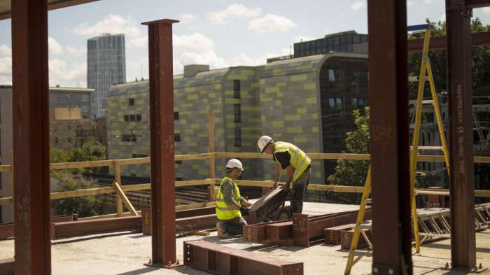 Construction workers in Tower Hamlets, London