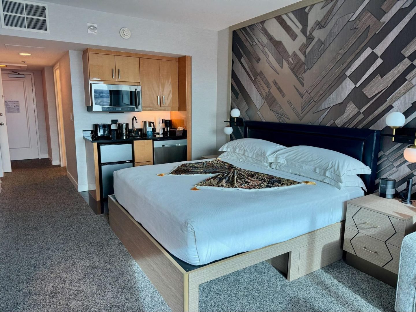 Hilton Grand Vacations Club Elara Center Strip Las Vegas studio