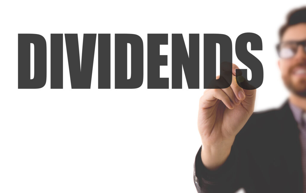 Battle of the Vanguard Dividend Funds: Does Active or Index Investing Win?