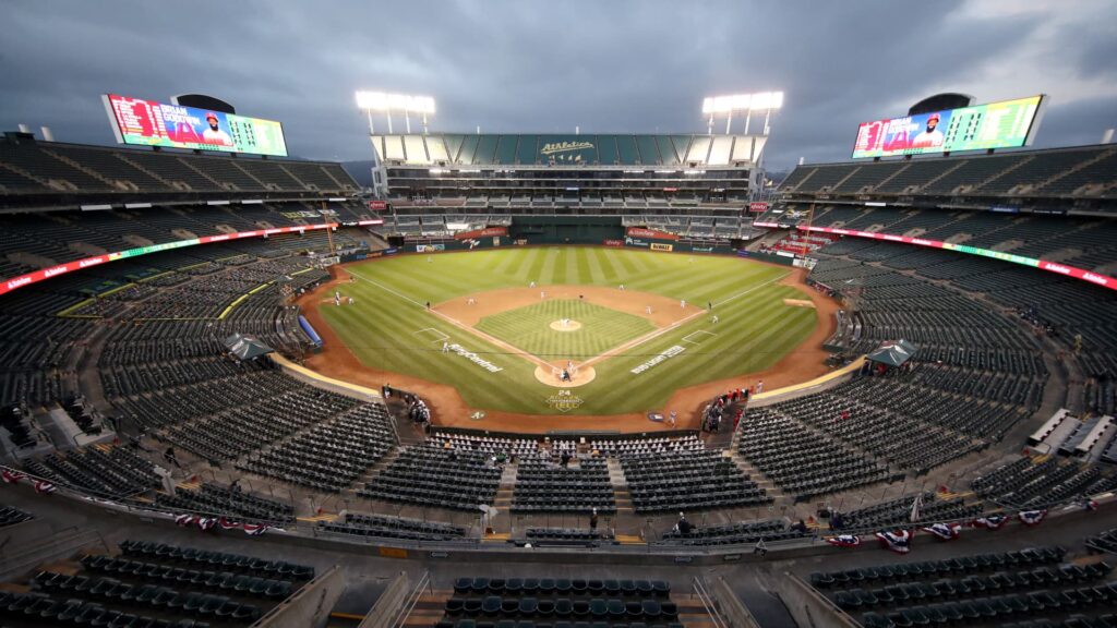 Oakland A’s are being valued at $2 billion in sale of new shares
