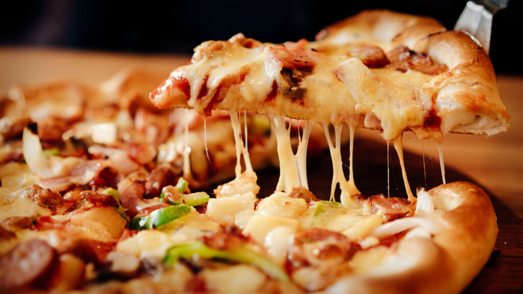 Popular pizza chain adds exclusive Mountain Dew flavor