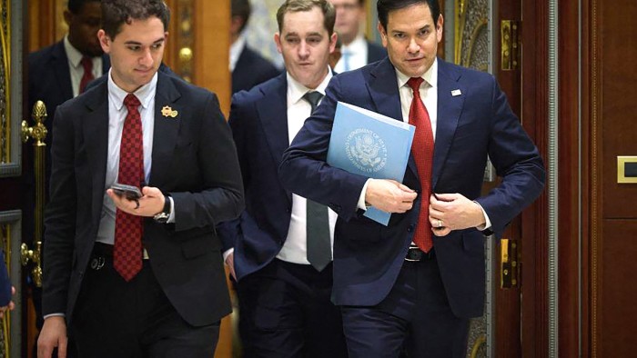 Ukraine says it is willing to accept 30-day US-brokered ceasefire