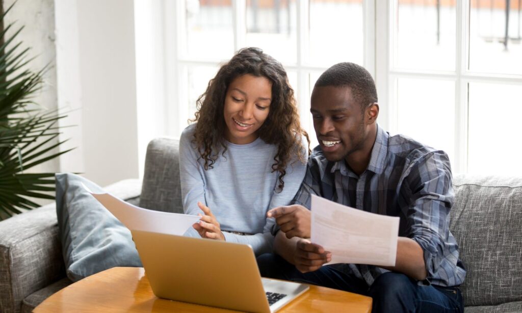 Use These 7 Credit Card Tips to Stretch Your Budget