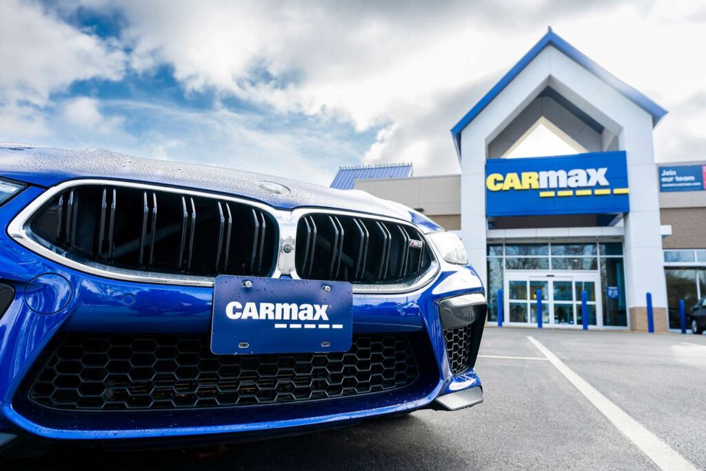 CarMax Stock Sinks as Q4 Profit Falls Short, Growth-Target Timelines Suspended