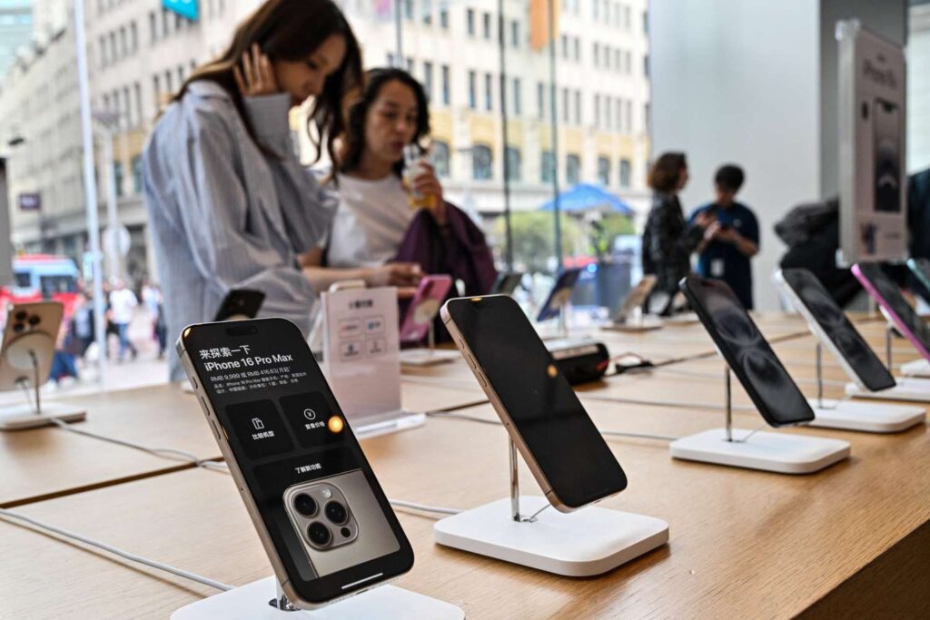 Trump Exempts Smartphones, Computers, Chips From Tariffs