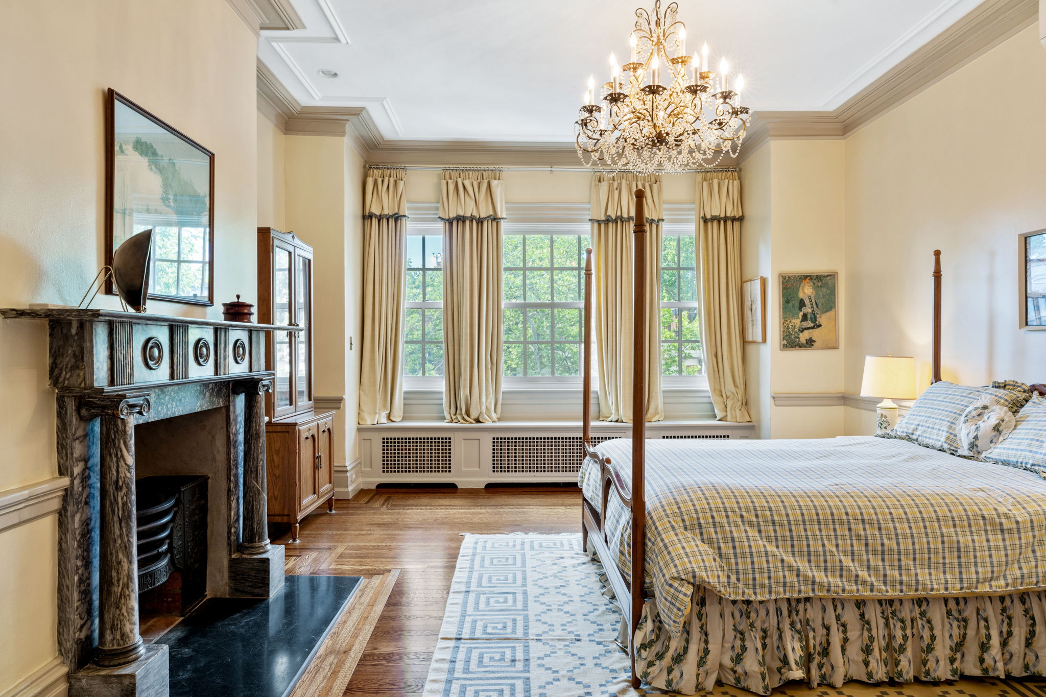 A townhouse for sale in Philadelphia.