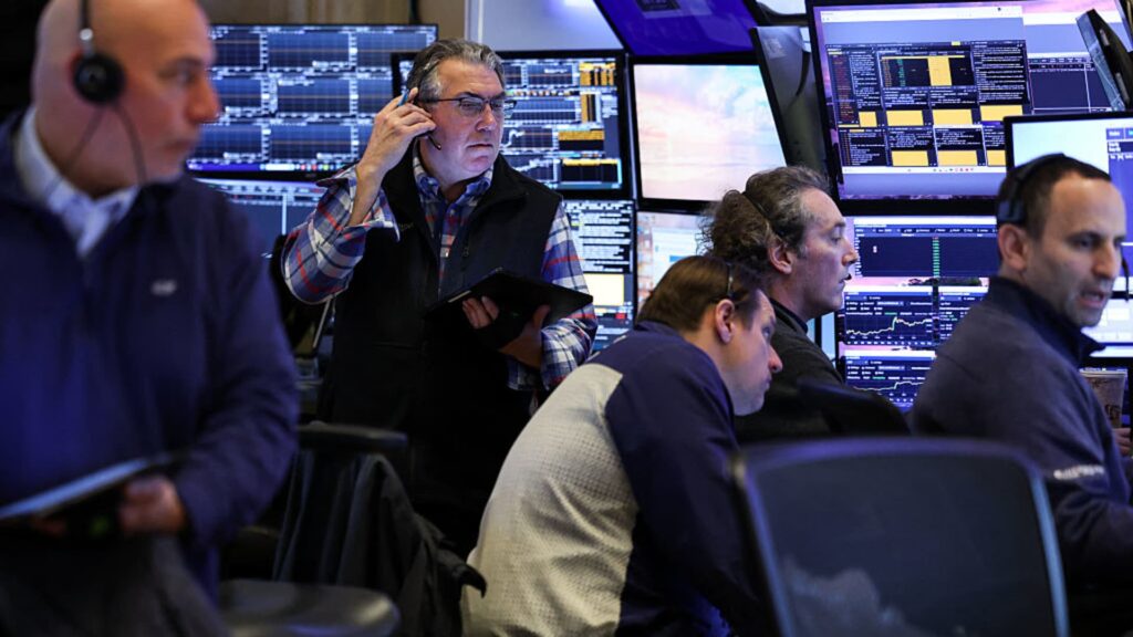 Investor protection during market volatility through tactical fund