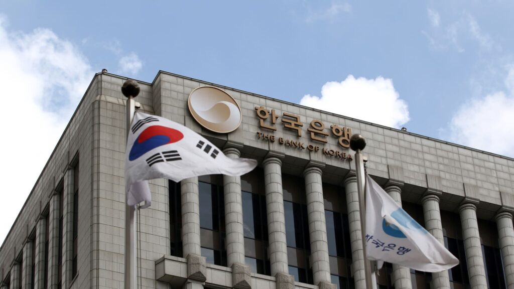 Trade tensions are 'bad for everybody,' says Bank of Korea governor