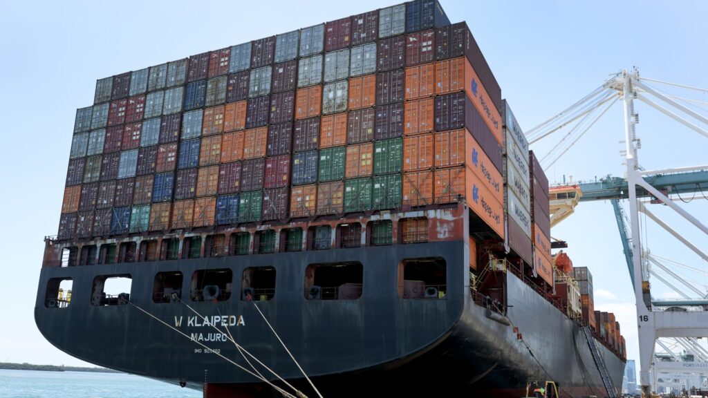 Trump administration announces fees on Chinese ships docking at U.S. ports