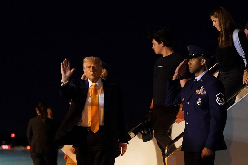 Trump in excellent health, White House doctor says following physical