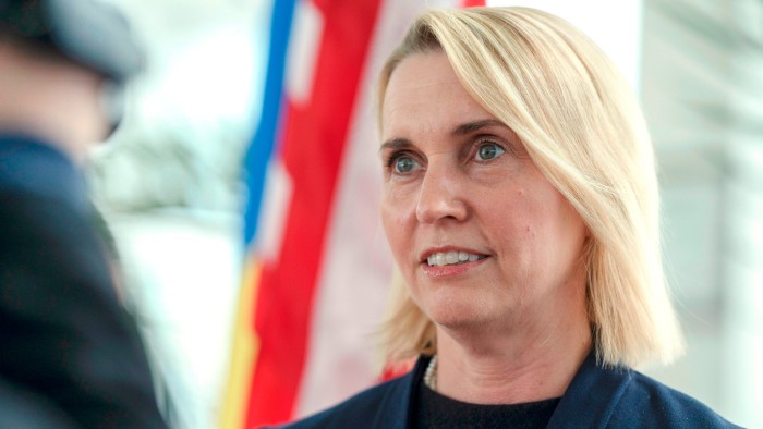 US ambassador to Ukraine to leave her post