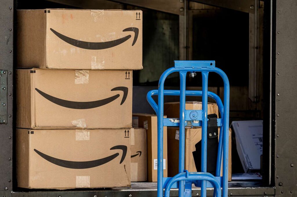 Analysts Remain Bullish on Amazon Stock Despite Tariff Uncertainty