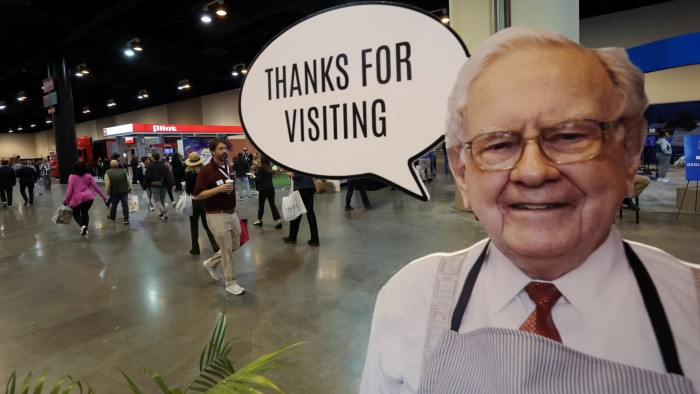 Buffett devotees say farewell at poignant Omaha ‘pilgrimage’