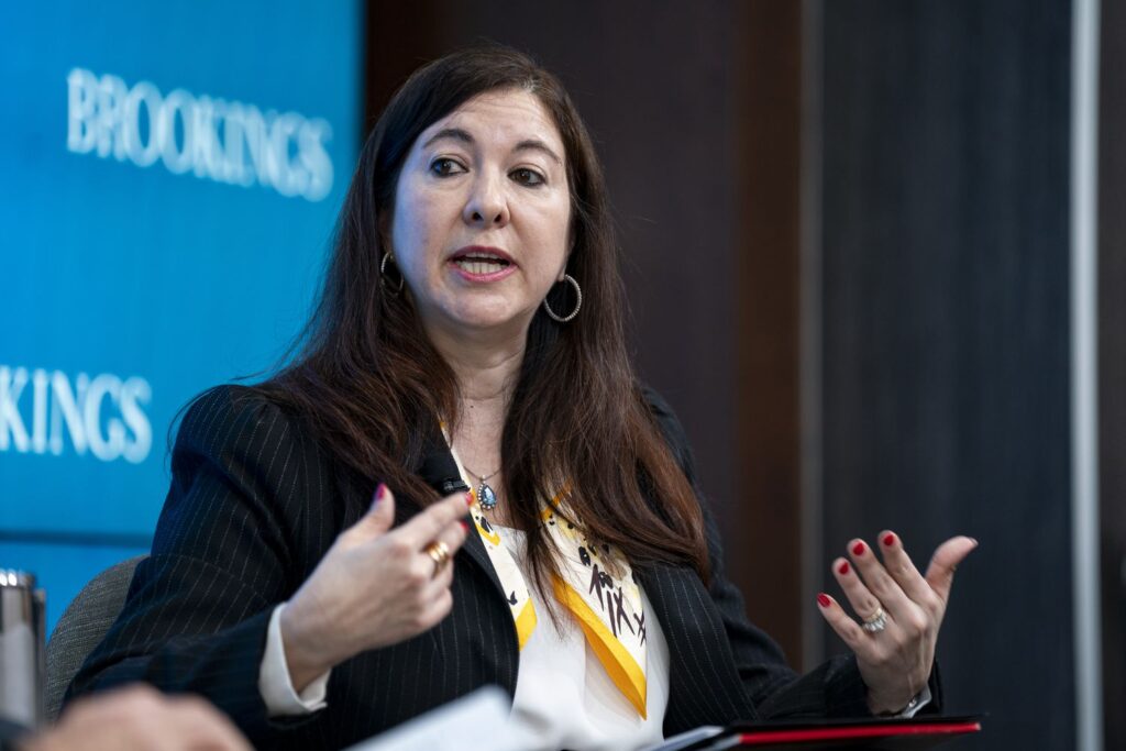 Fed Officials Remain Focused On Possibility Tariffs Will Spur Inflation