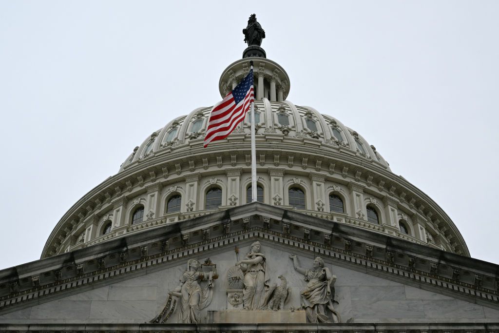 Moody's Downgrades US Government's Credit Rating