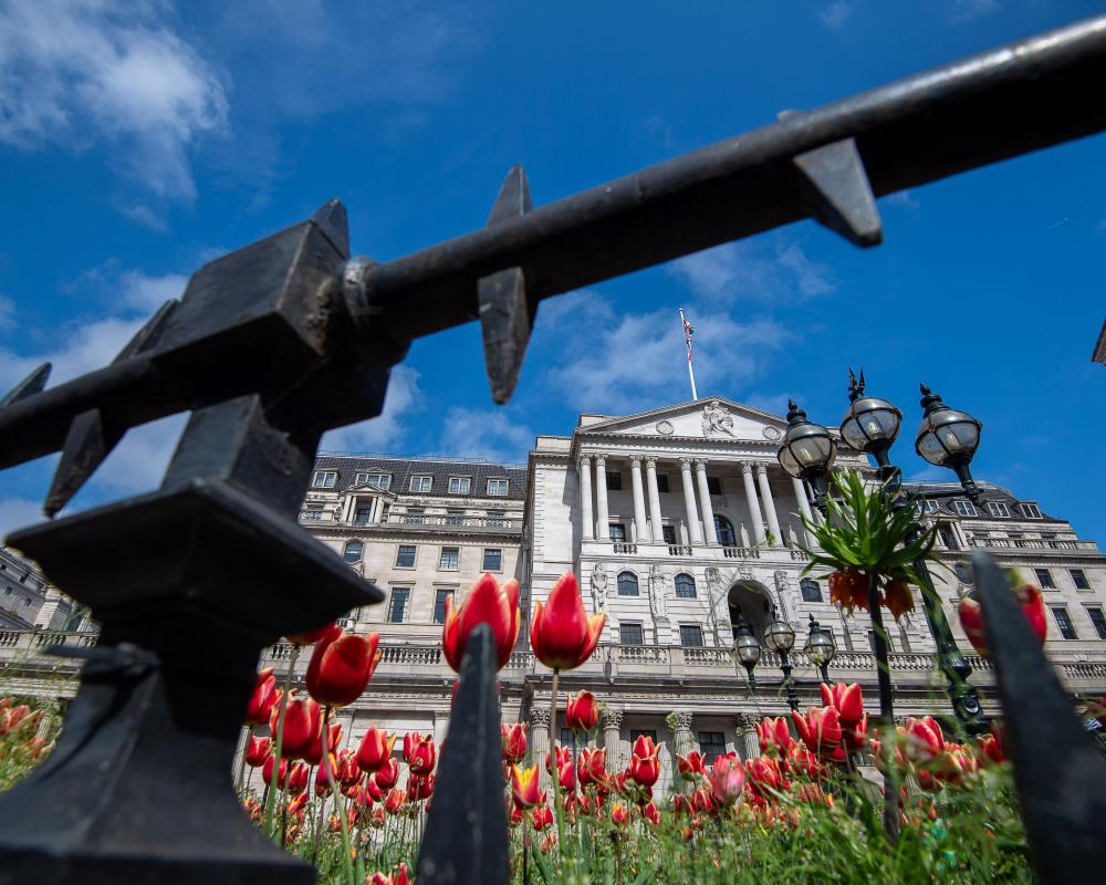 UK interest rates fall to 4.25% as Bank of England announces a quarter-point cut