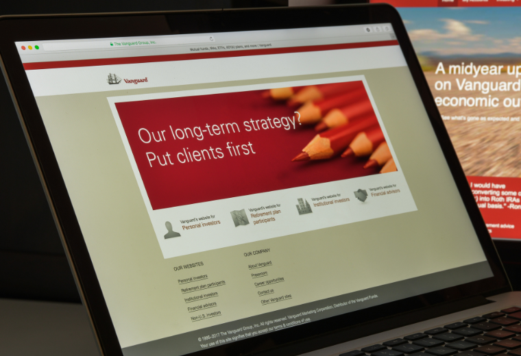 Vanguard Poised to Gain the Lead in ETF Assets: Bloomberg