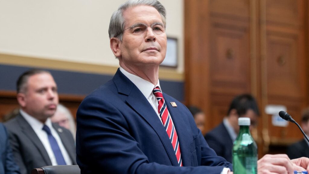 White House announces U.S.-China trade deal, offers few details