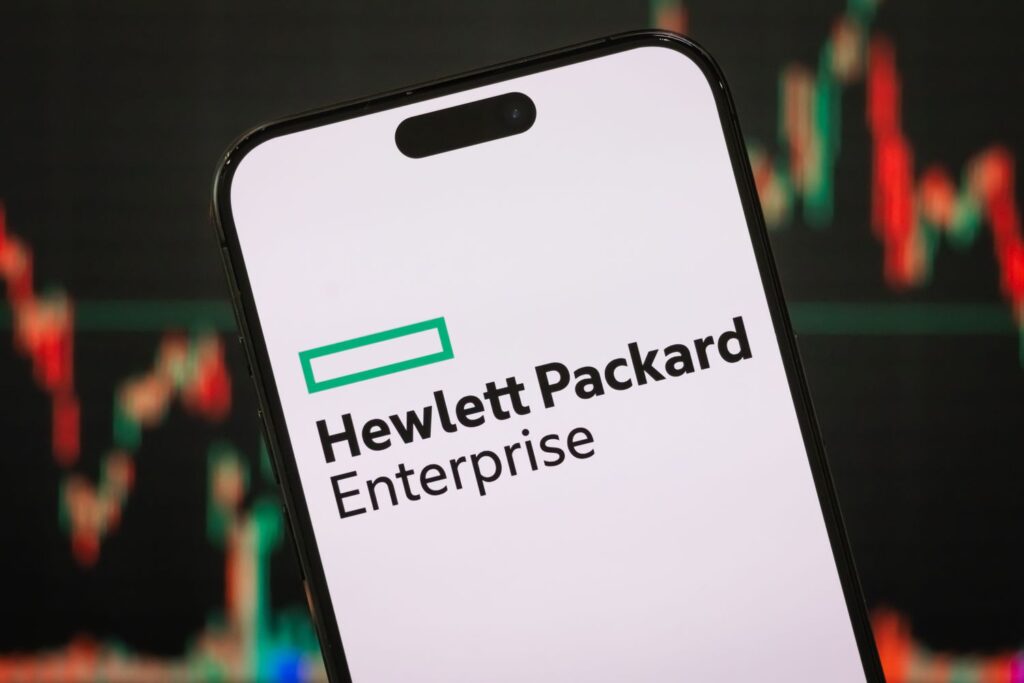HP Enterprise Reports Strong Earnings, Narrows Full-Year Forecast