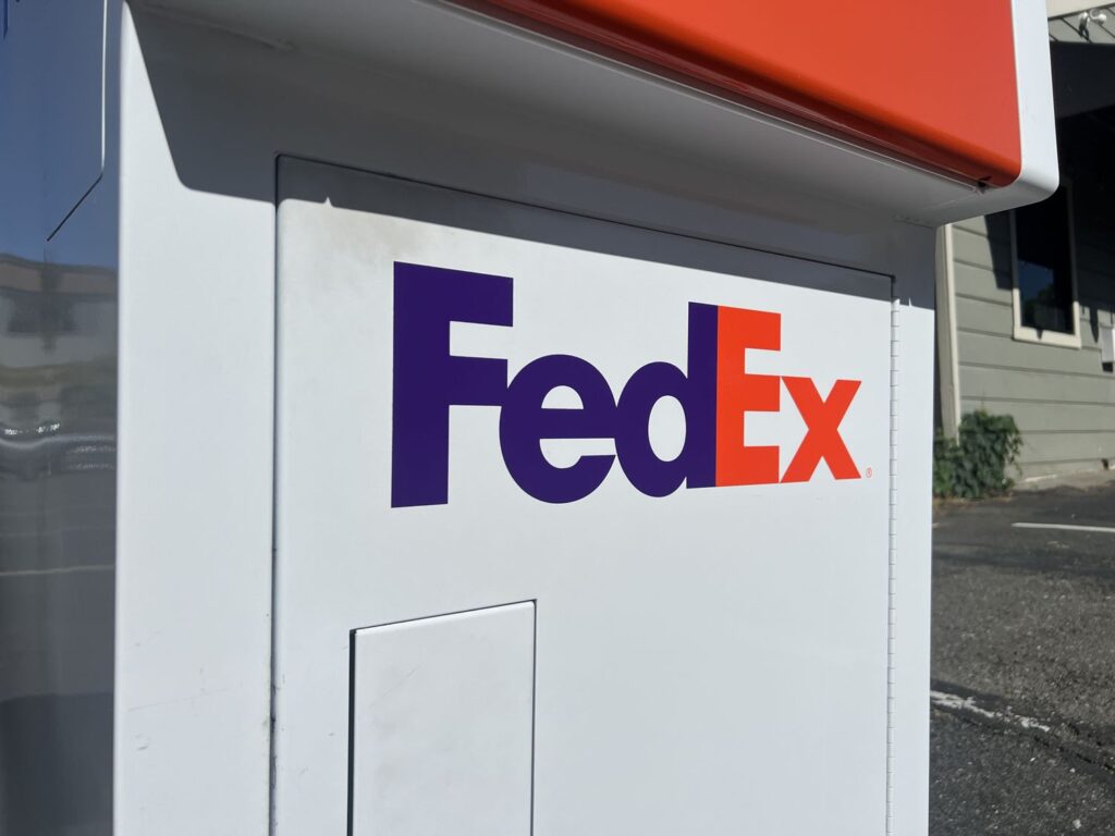 What Analysts Think of FedEx Stock Ahead of Earnings