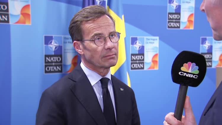 "We should increase our support to Ukraine", says Swedish PM