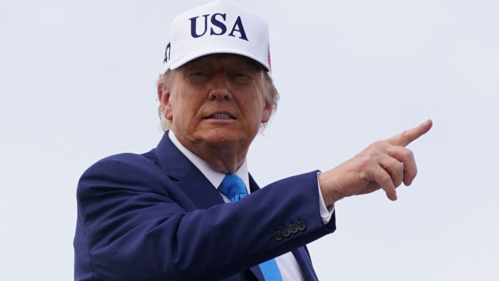 Elon Musk will face consequences if he backs Democrats