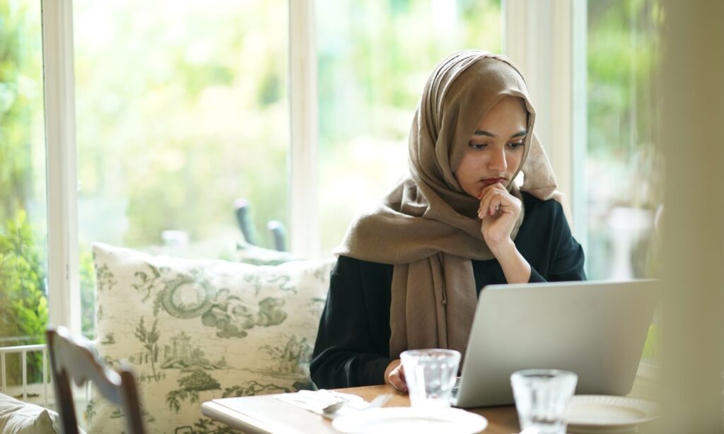 Profile photo of Hillary Crawford