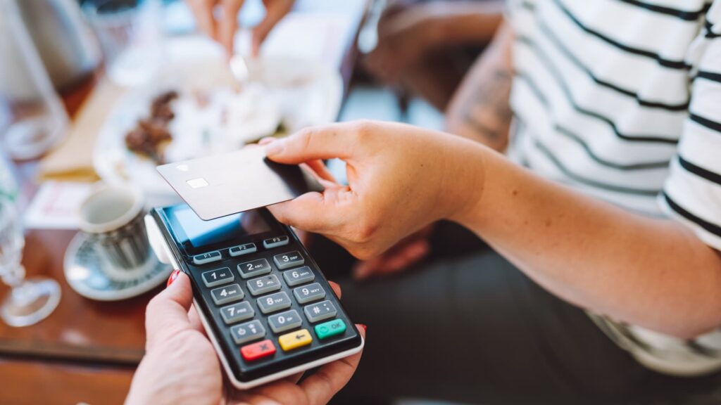 How credit cycling works and why it's risky