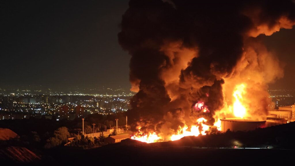 Iran threatens 'irreparable damage' if U.S. enters Israel conflict