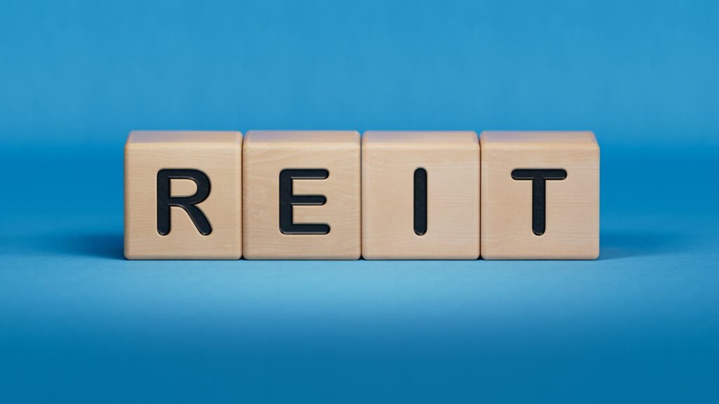 Realty Income: Rock Solid Dividend And Upside Potential