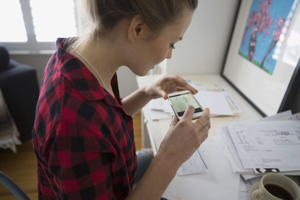 How to Put a Stop Payment on a Lost Check