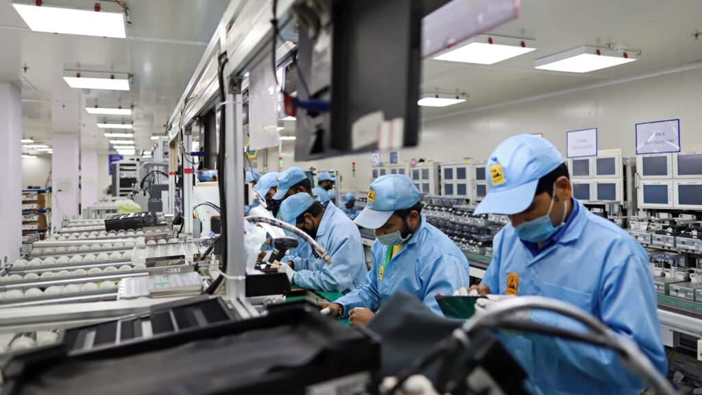 India-made smartphones surpass Chinese shipments to U.S.