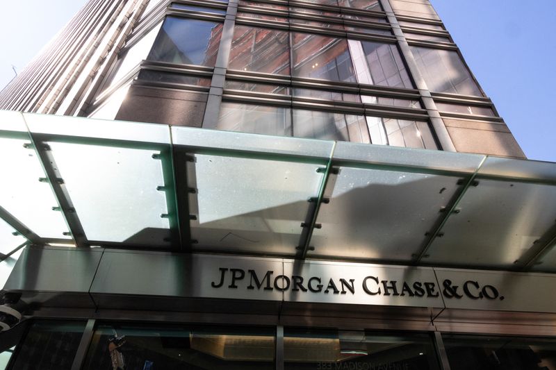 JPMorgan expands tech team with Guggenheim veteran, memo says