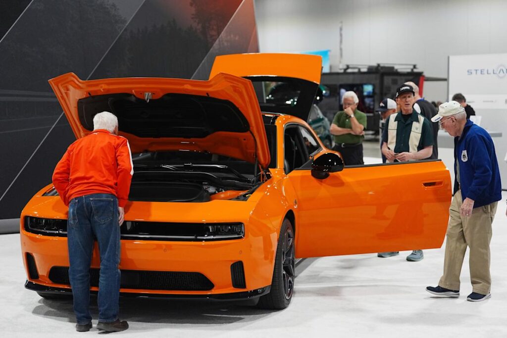 Stellantis warns of $2.7 billion loss for 1st half of 2025 due to tariffs and some big charges