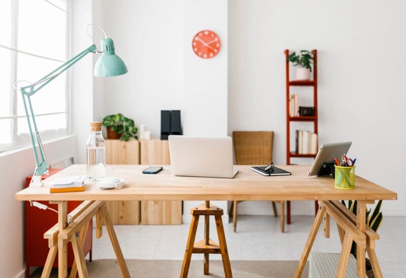 How To Start a Virtual Assistant Business (From Someone Who’s Done It)