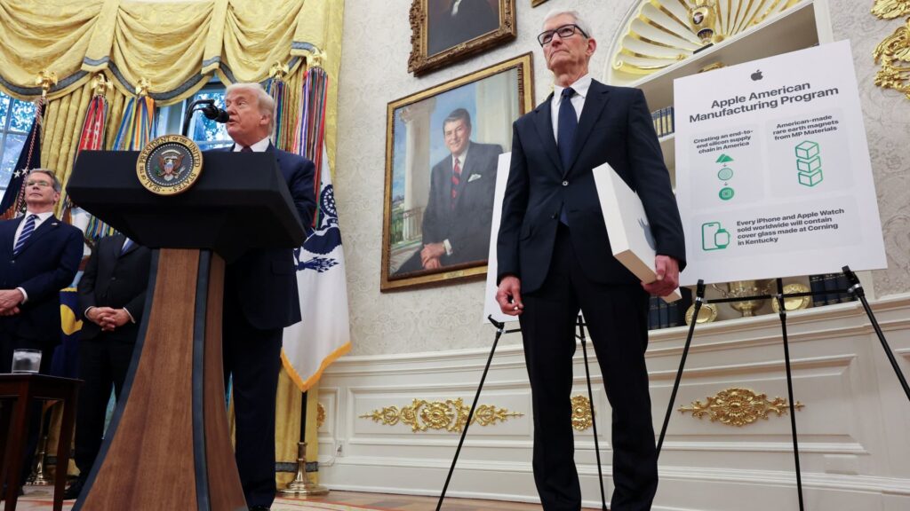 Apple's reversal of fortune continues, and a historic stock offering may be in the works