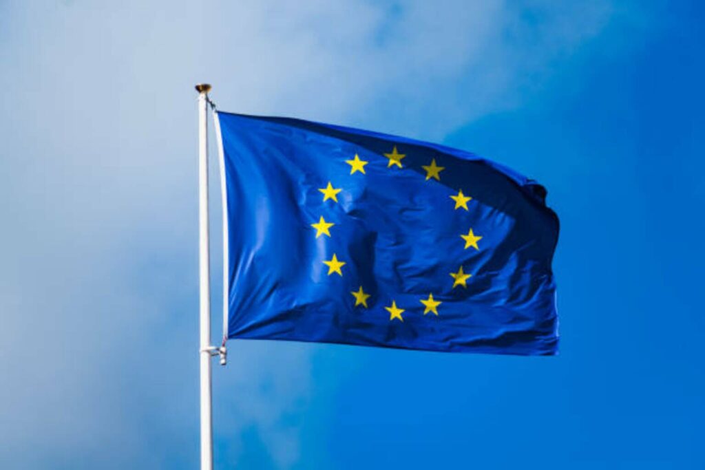 Eurozone Sentiment Dips But Remains In Line With Q3 Strength