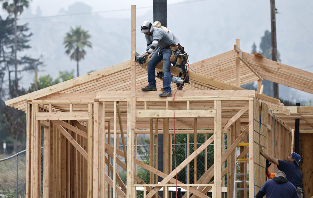 Reports should confirm Powell's hint that rates are coming down