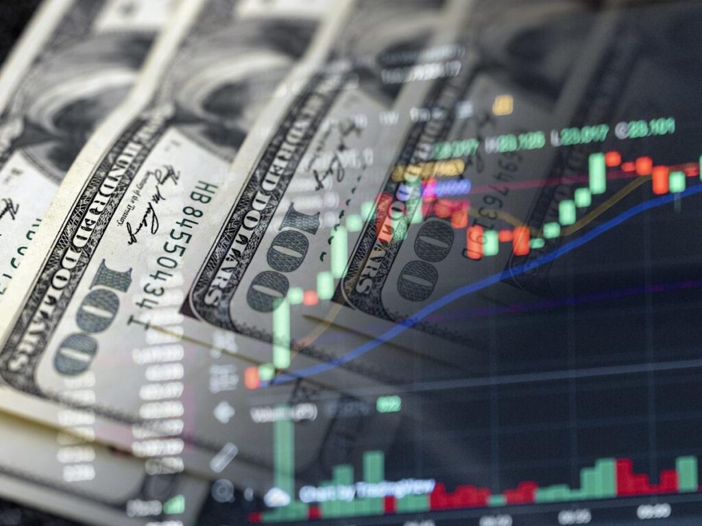 Tech guru Erik Gordon says investors will 'suffer' far more from the AI boom than the dot-com crash