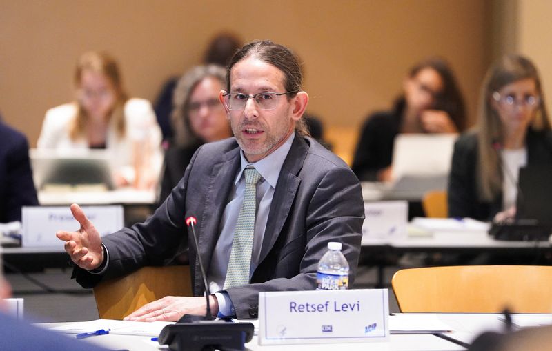 US CDC taps vaccine skeptic to lead COVID-19 task force