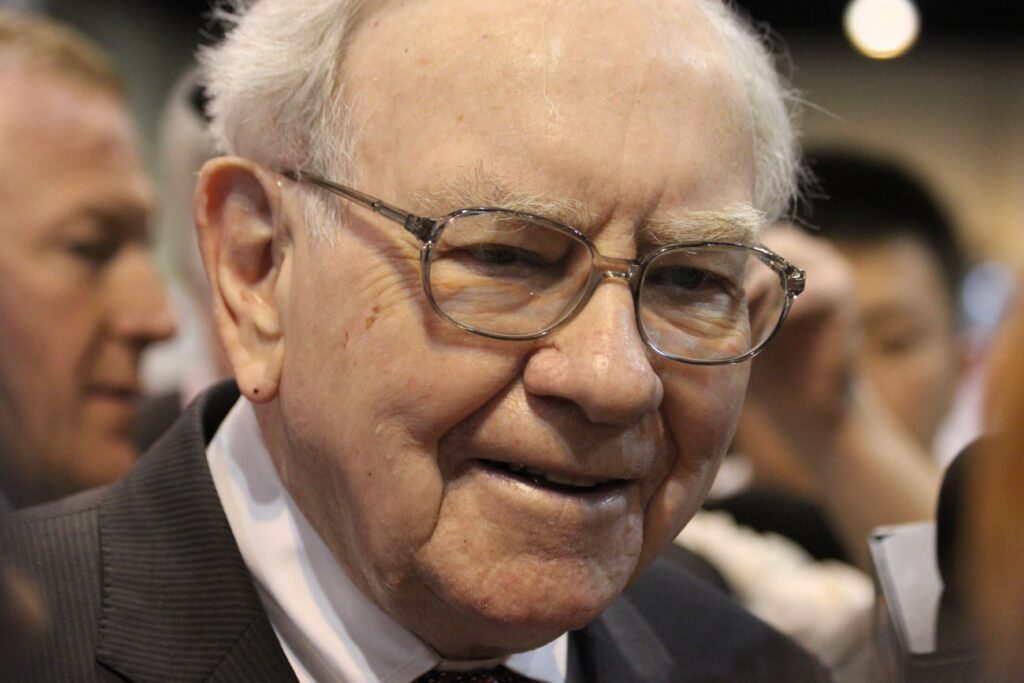 Warren Buffett Bought UnitedHealth Stock. Should You Do the Same?