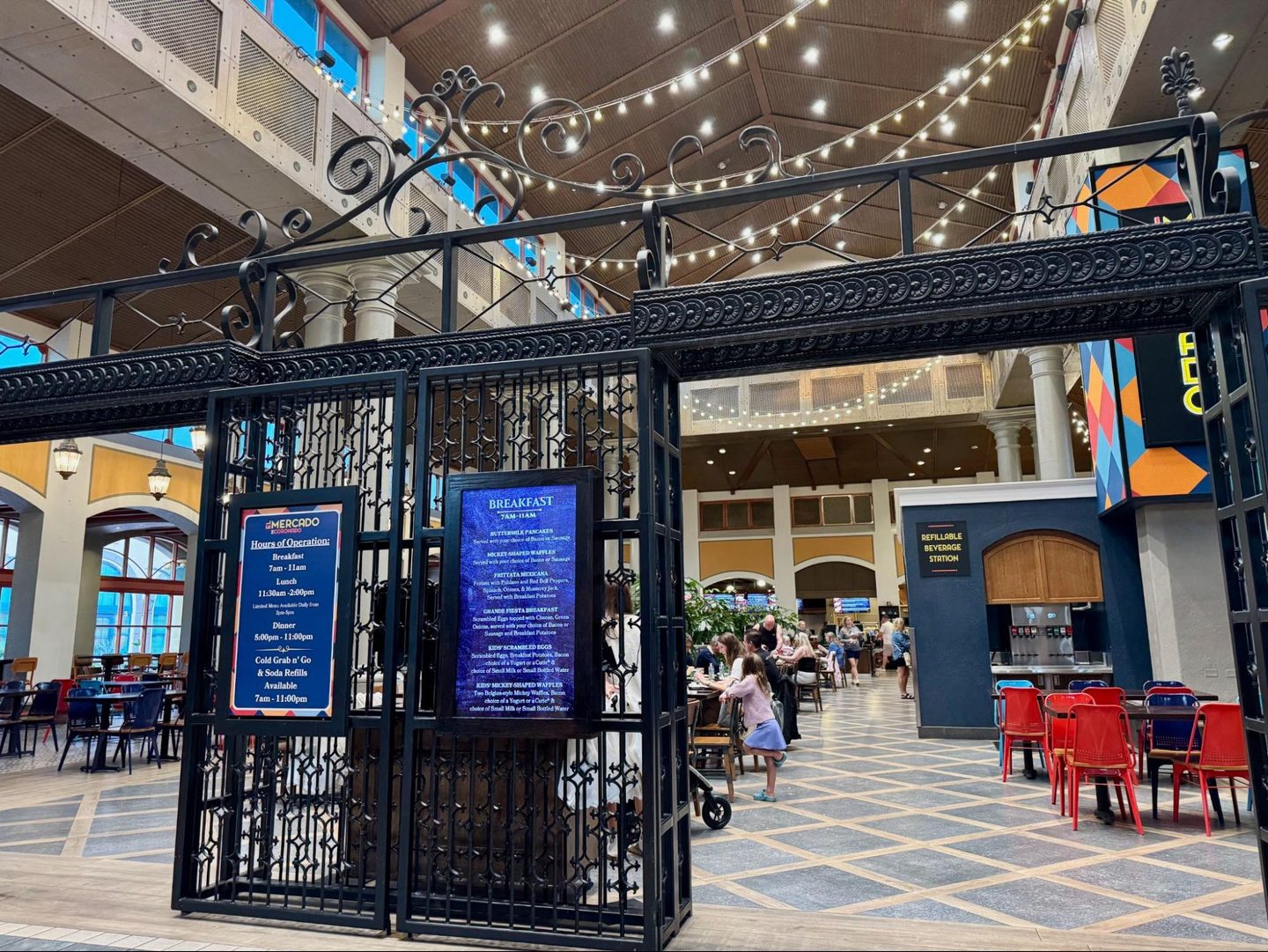 Indoors, Restaurant, Urban