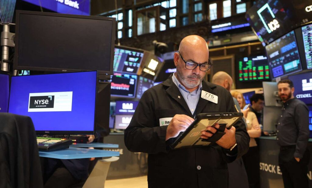 Stock Indexes Slip as Two-Day Fed Meeting Begins; August Retail Sales Rise More Than Expected