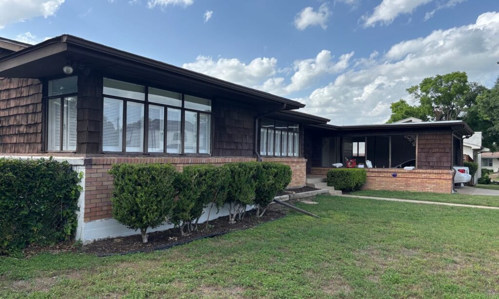 I’m a Real Estate Writer Who Sold a House in a Buyer’s Market. Here’s What I Learned