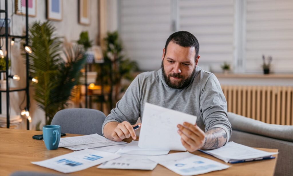 Weekly Mortgage Rates Fall to 11-Month Low, Sparking Refinances