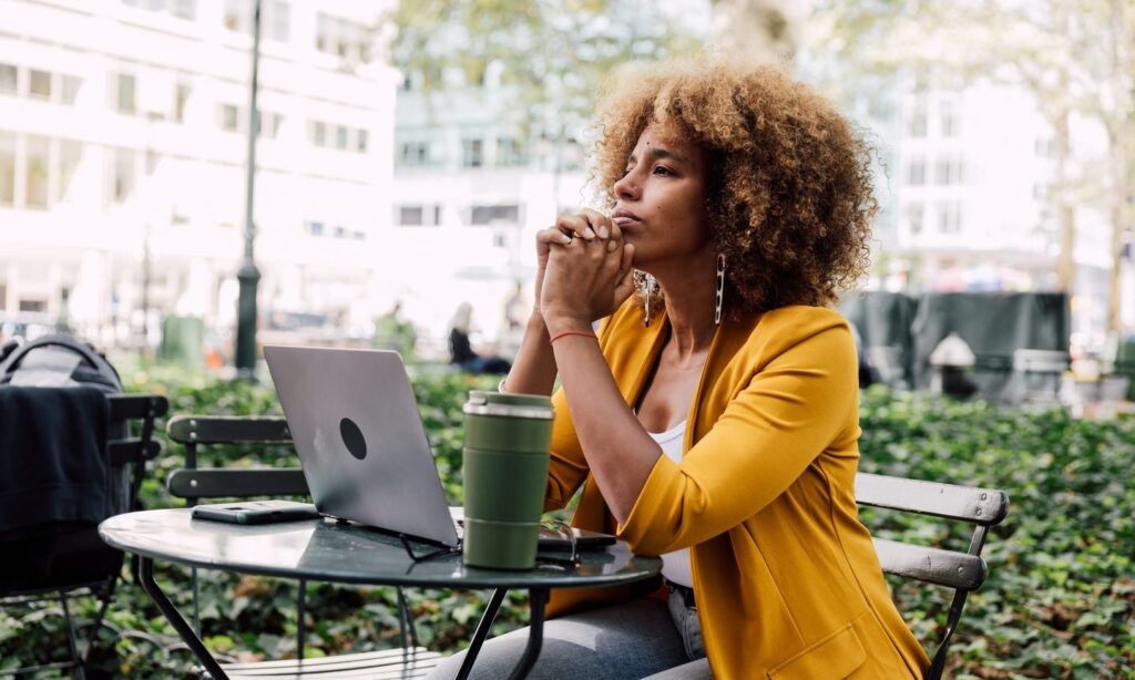 Weekly Mortgage Rates Slightly Lower as Shutdown Sows Uncertainty