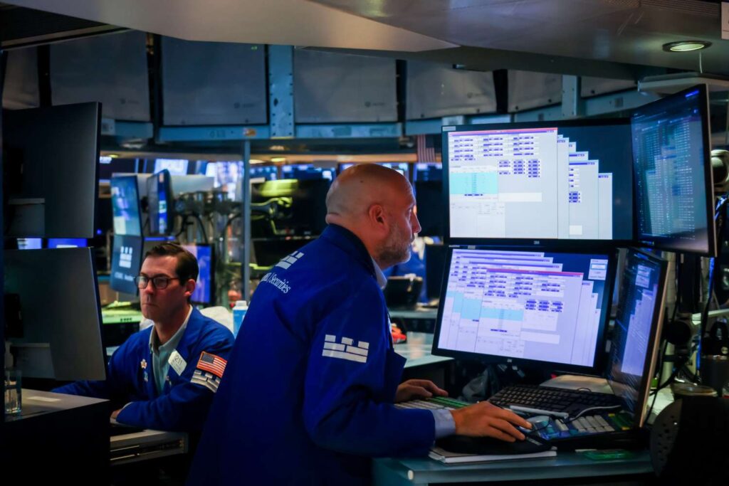 Stock Indexes End Lower After S&P 500, Nasdaq Reach New Highs; Gold Hits $4,000 for First Time