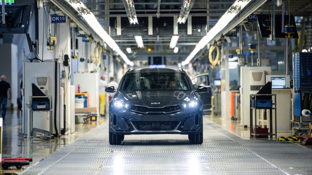 Slovakia struggles to protect automotive hub reputation